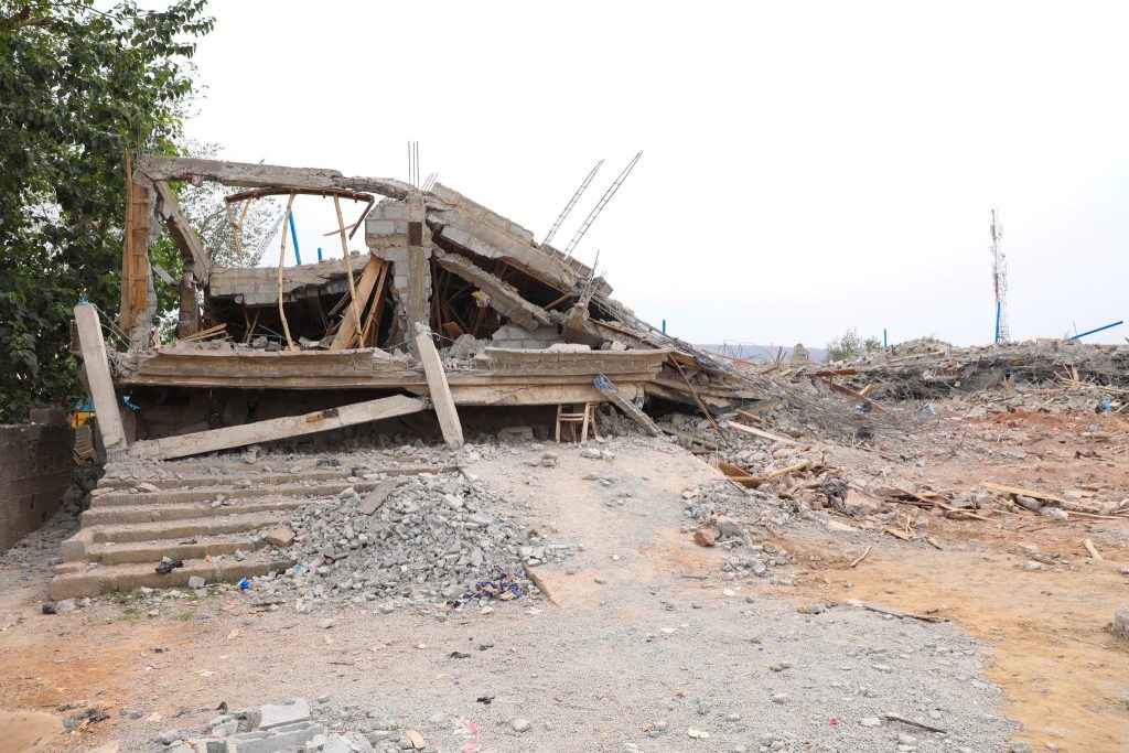 Jikwoyi building collapse: Wike orders arrest of owner, Govt takeover land for public use 2 Jikwoyi building collapse: Wike orders arrest of owner, Govt takeover land for public use