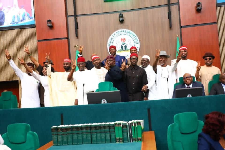 2027: Mass defection rocks House of Reps as 17 lawmakers dump ADC for NDC