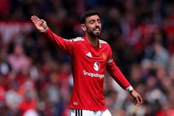 Fernandes makes Premier League history as Manchester United edge Forest