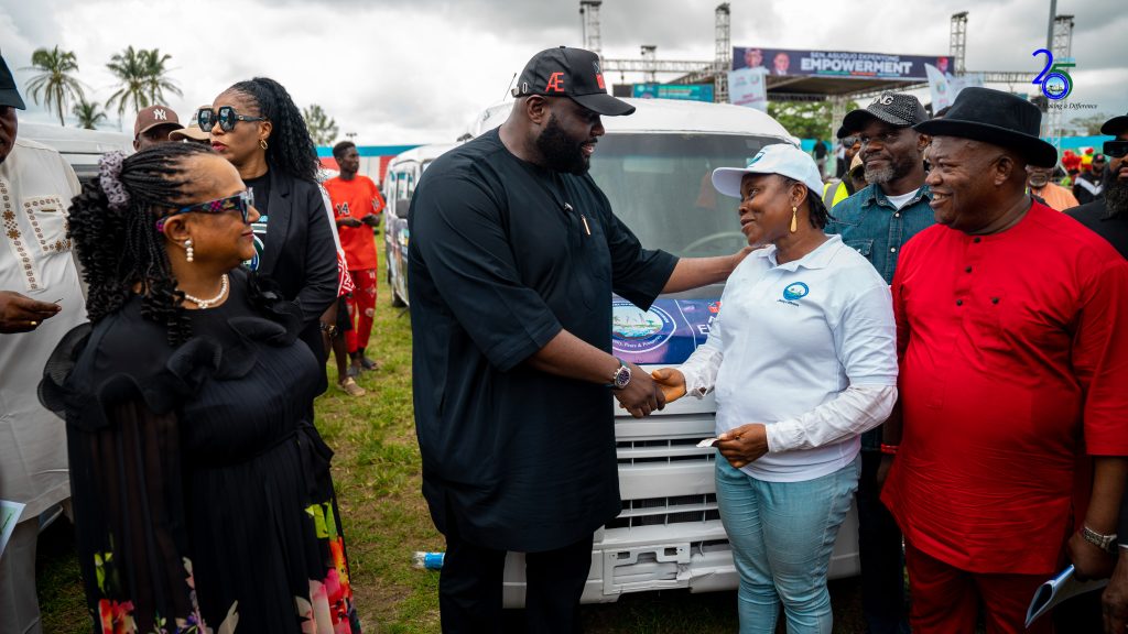 NDDC Distributes Buses Tricycles