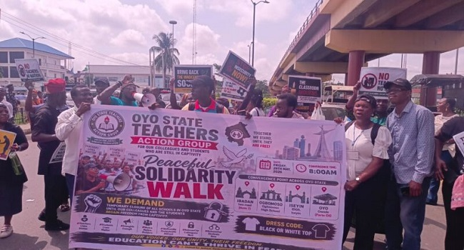 Protesters storm Ibadan, demand swift rescue mission for abducted Oyo teachers, pupils
