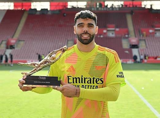 Arsenal goalkeeper Raya clinches 3rd straight Premier League Golden Glove
