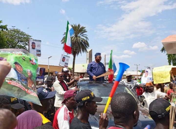 Re-elect Tinubu to complete Ibi Bridge, Taraba APC governorship aspirant Kente urges supporters