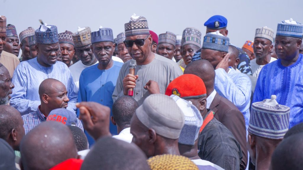 Zulum assures immediate relief items, dignified resettlement of IDPs in Monguno