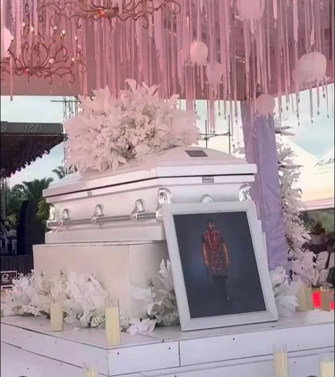 PHOTONews: Family, friends bid final farewell as Alex Ekubo is laid to rest in Abia 3 Alex Ekubo is laid to rest in Abia
