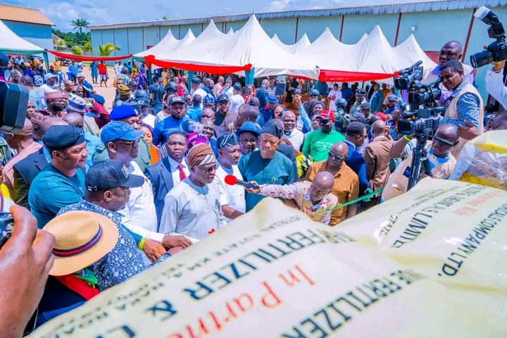 Alia flags off 2026 fertilizer distribution, subsidizes bag by 51% to N28,000
