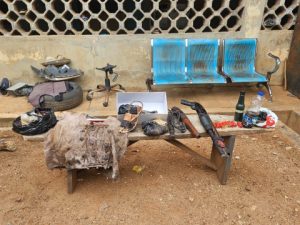 Oyo Police arrest 5 suspected armed robbers, recover guns, ammunition and criminal charms in Ibadan