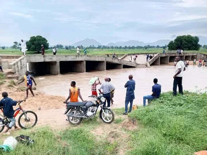 Taraba flood disaster: Heavy rain collapses Jalingo-Yorro bridge