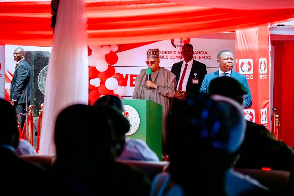 Tinubu unveils multi-billion naira economic, infrastructure projects in Ekiti 2 Tinubu unveils multi-billion naira economic, infrastructure projects in Ekiti