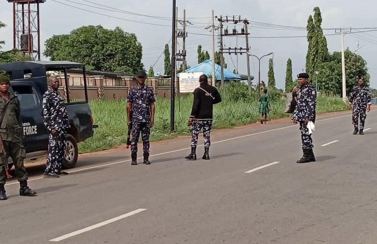 Police impose road block ban vehicle ahead of Ekiti election