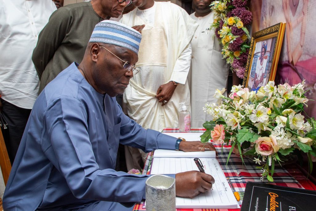 Atiku visits Amaechi, offers condolences over loss of mother