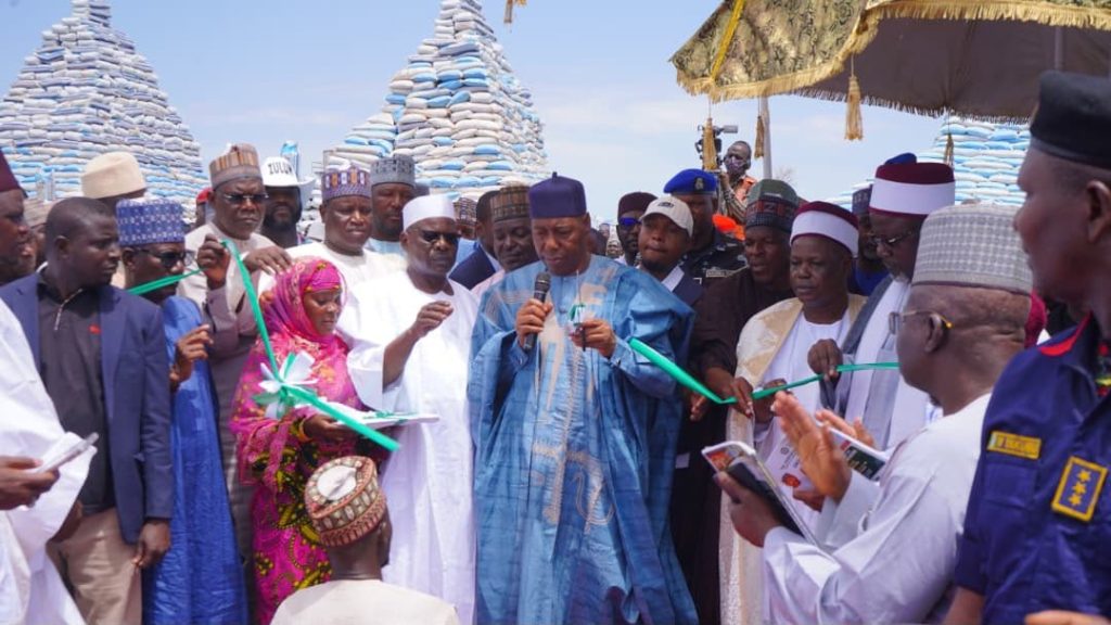 Borno: Zulum unveils 50% off fertiliser sale, free farm implement for 120,000 smallholder farmers