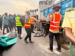 FRSC issues traffic alert as multiple crashes gridlock Lagos-Ibadan Expressway,