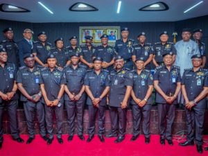 https://nationalaccordnewspaper.com/igp-disu-decorates-13-new-aigs-17-cps-following-promotion-of-30-senior-officers/