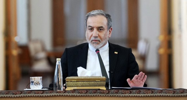 Iran denies ongoing US talks, says no negotiations underway despite ceasefire