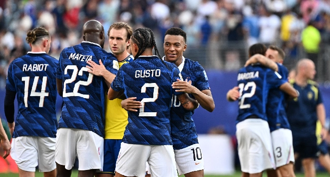 Mbappe scores twice as France beat Sweden 3-0 to reach World Cup Round of 16