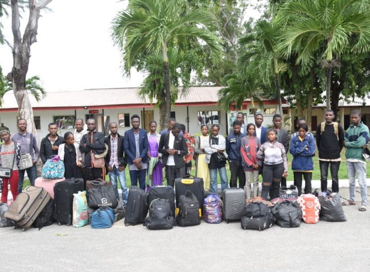 Nigerian Army raids suspected hideout in Epe, arrest 24 foreigners