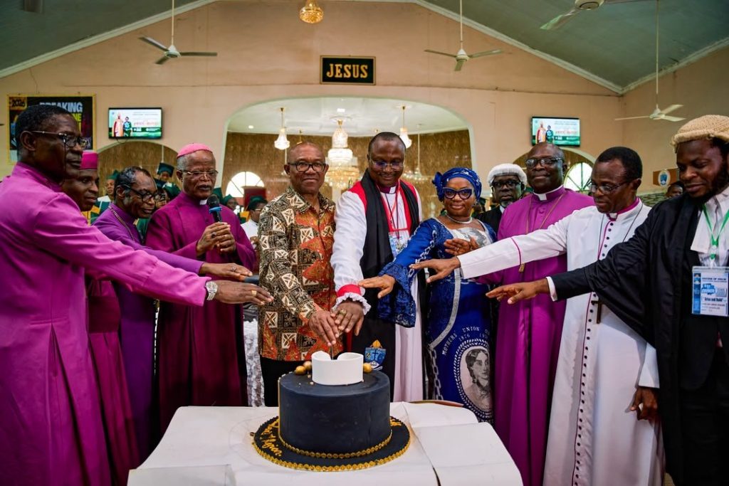 Obi donates ₦5m to Anglican Church, observes INEC voter registration in Cross River