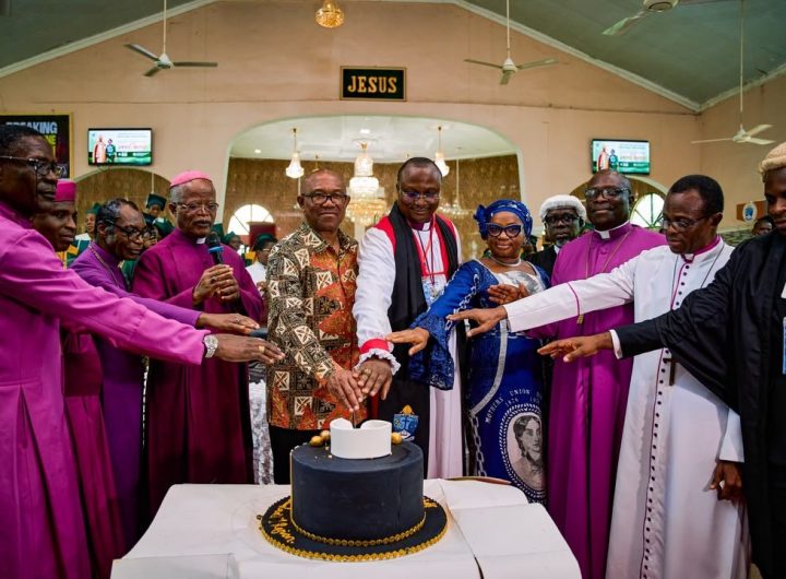 Obi donates ₦5m to Anglican Church, observes INEC voter registration in Cross River