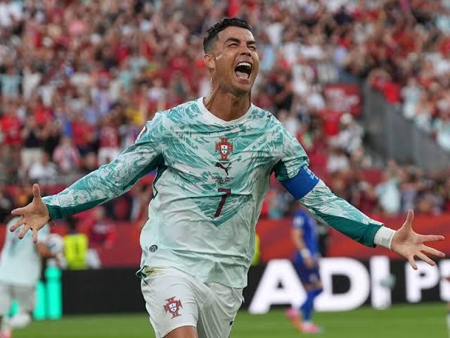 Ronaldo makes World Cup history as Portugal beat Croatia 2-1