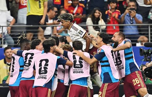 Spain beat France 2-0 to reach World Cup final