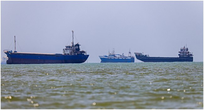 Iran declares Strait of Hormuz closed 'until further notice' after warning shots at vessel