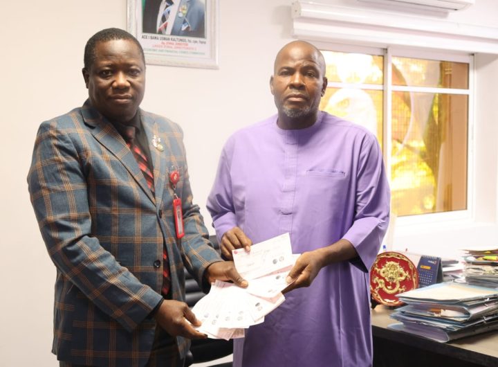 EFCC hands over recovered N125m to land fraud victim in Lagos