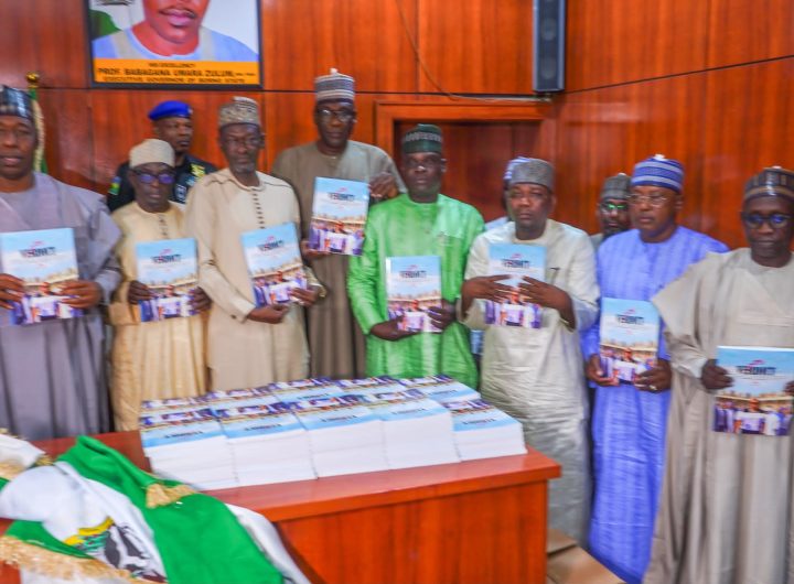 https://nationalaccordnewspaper.com/media-aides-present-7th-verdict-to-zulum/