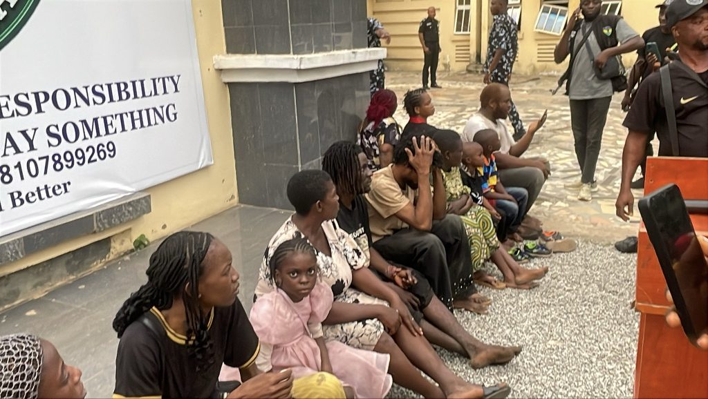 Kogi police rescue 16 kidnap victims after intense gun battle, kill several abductors