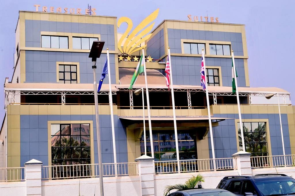 treasures suites and