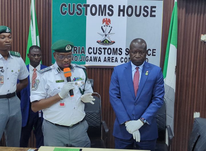 EFCC begins investigation of suspect arrested with $265,000 in Kano