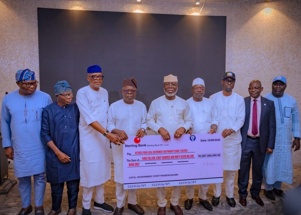 Ondo govt pays N3.9bn gratuity to 1038 retirees
