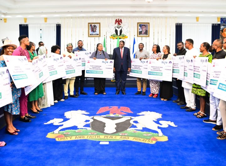 Otu presents ₦25m each to 18 victims of Calabar Mall fire incident