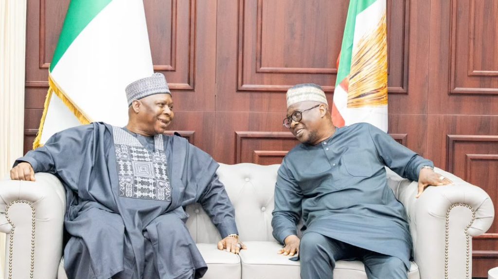 PDP pays condolence visit to Tukur’s Family, Lamido and Governor Fintiri 