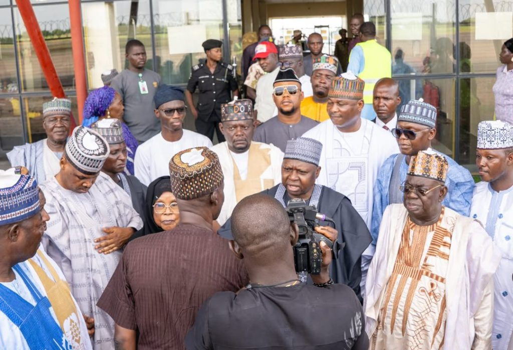 PDP pays condolence visit to Tukur’s Family, Lamido and Governor Fintiri 2 PDP pays condolence visit to Tukur’s Family, Lamido and Governor Fintiri