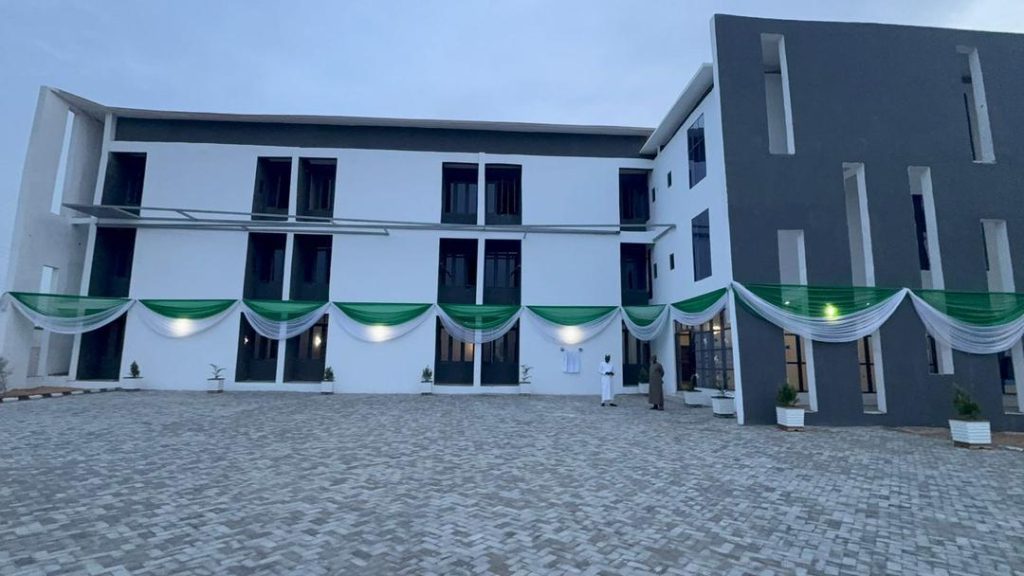 Zulum builds, hands over a 42-room patients' apartment to UMTH