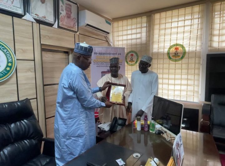 Zulum receives good leadership award as Borno moves to rebuild, fence Kirawa schools