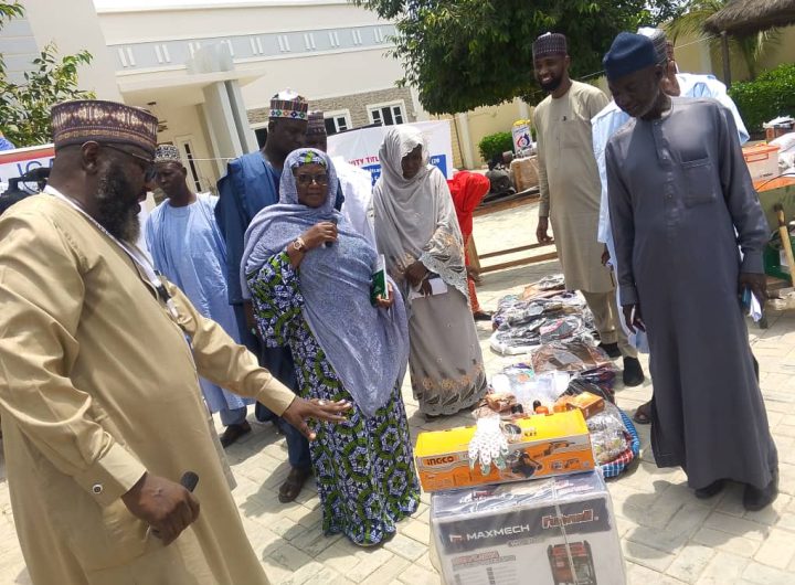 40 Borno women, de-radicalised minors get N81,000 cash grants, business starter packs in Maiduguri