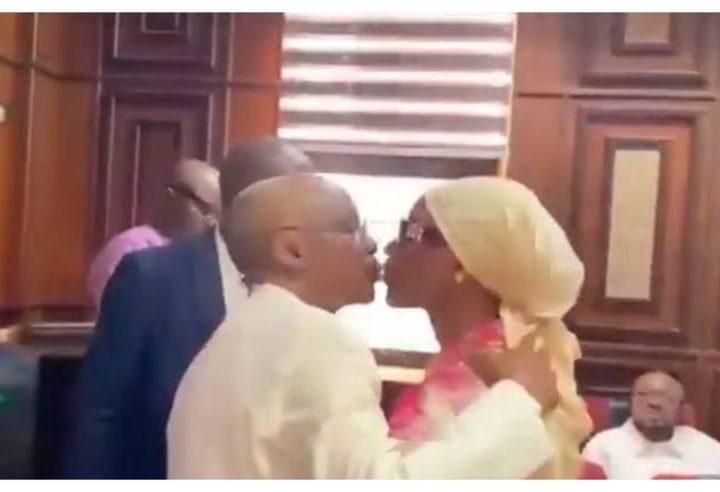 El-Rufai kisses wife at Abuja Court