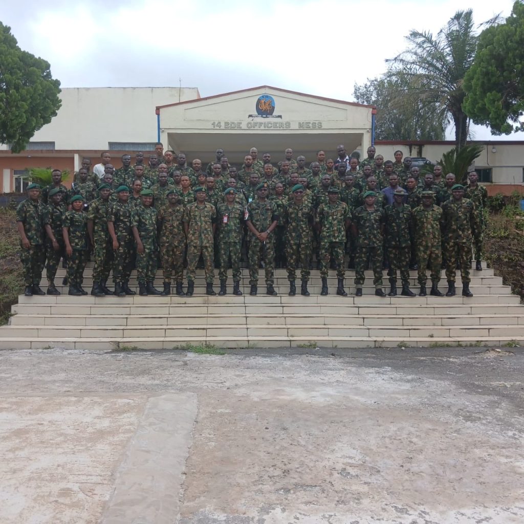 HUSGz7CWMAAPBuf 1