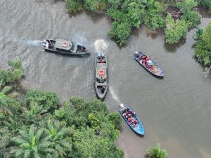 Nigerian Navy dismantles illegal refining capacity, destroys site with 3 storage tanks in Rivers