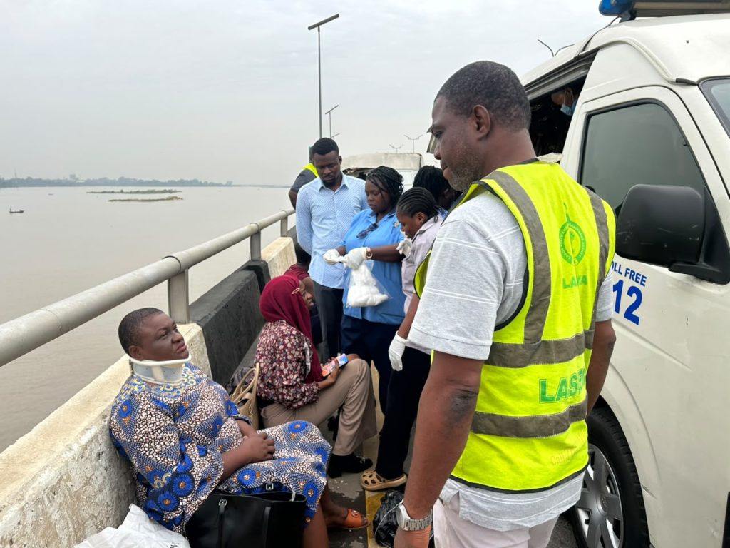 Third Mainland Bridge crash leaves 10 injured, LASEMA prevents train collision in Ilupeju