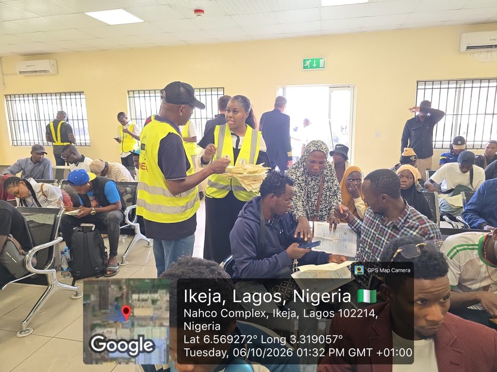 NEMA receives 100 Nigerians returnees from Algeria 2 nema receives Nigerians from.Algeria